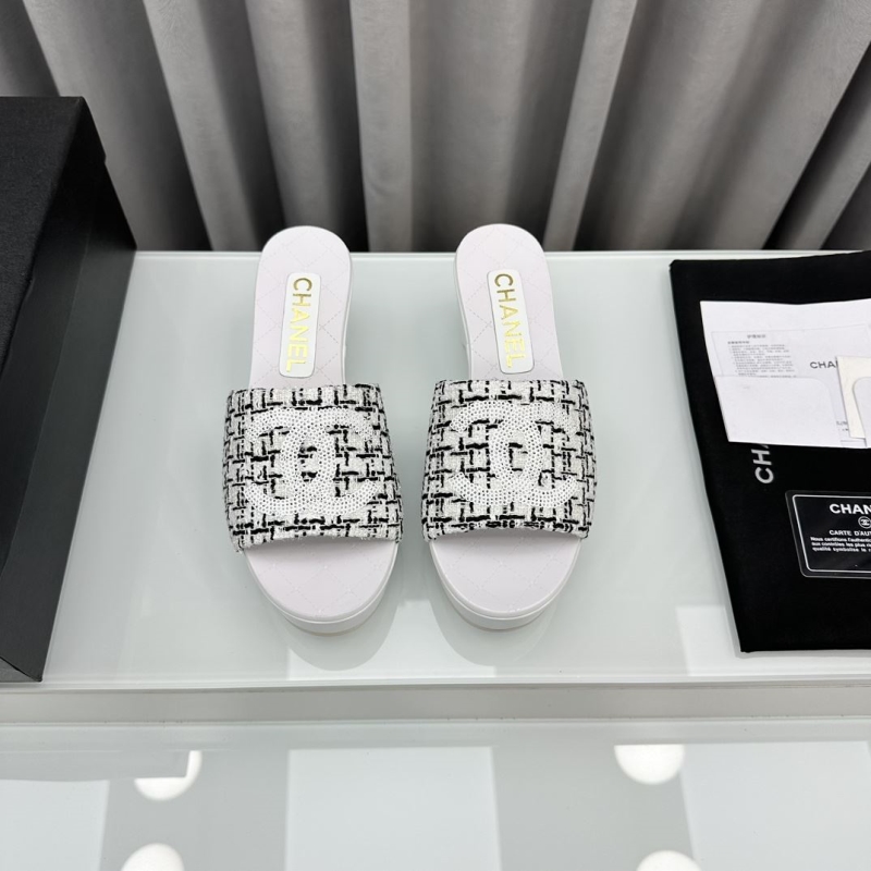 Ch*el slippers